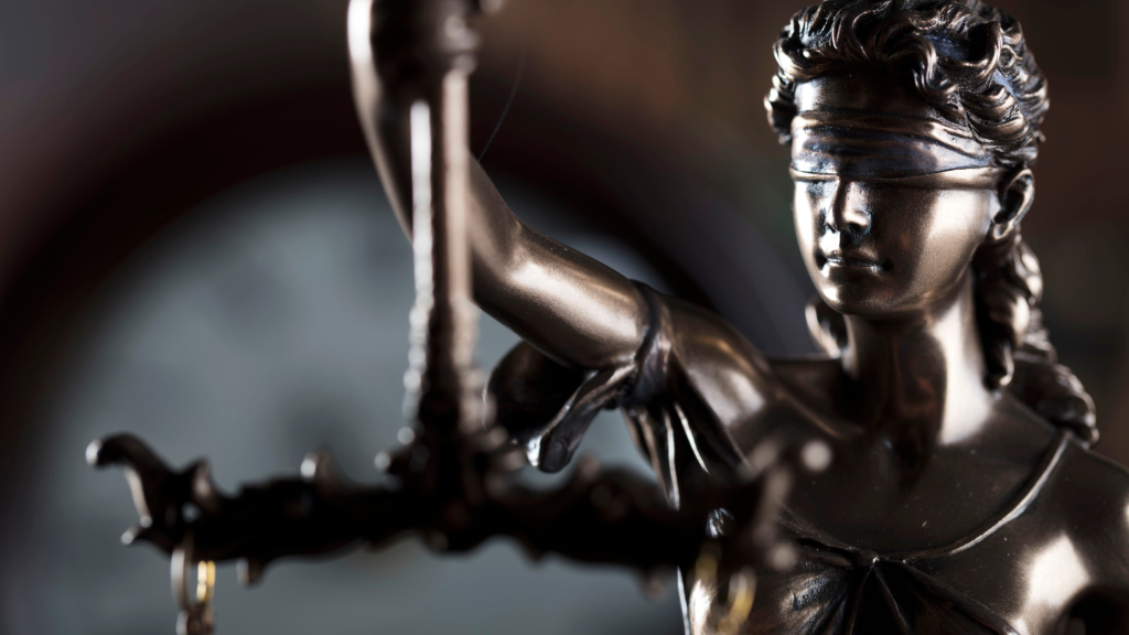 Legal Tech Trends: Shaping Courtroom Legacies - CaseFox